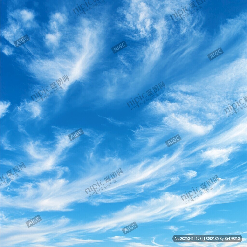 湛蓝天空中的飘逸云彩
