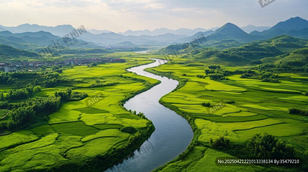 蜿蜒河流穿翠色田园