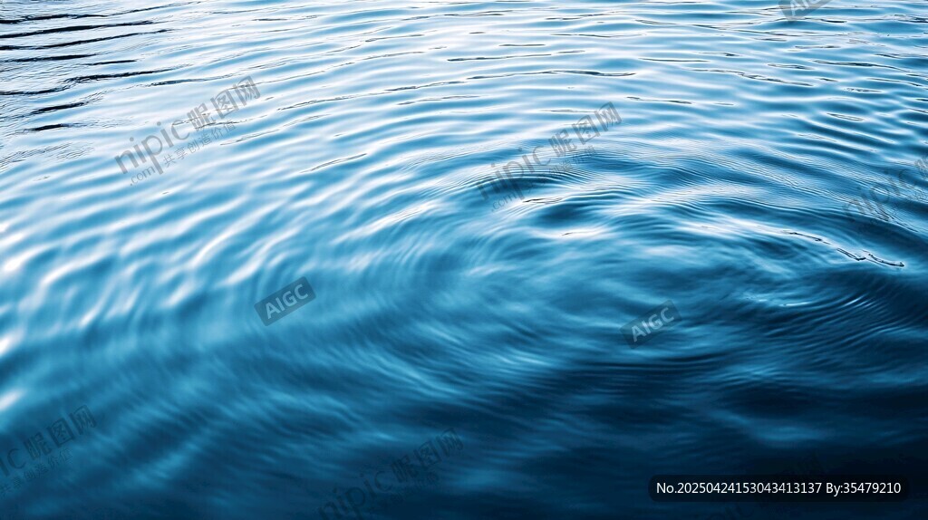 蓝色水面涟漪