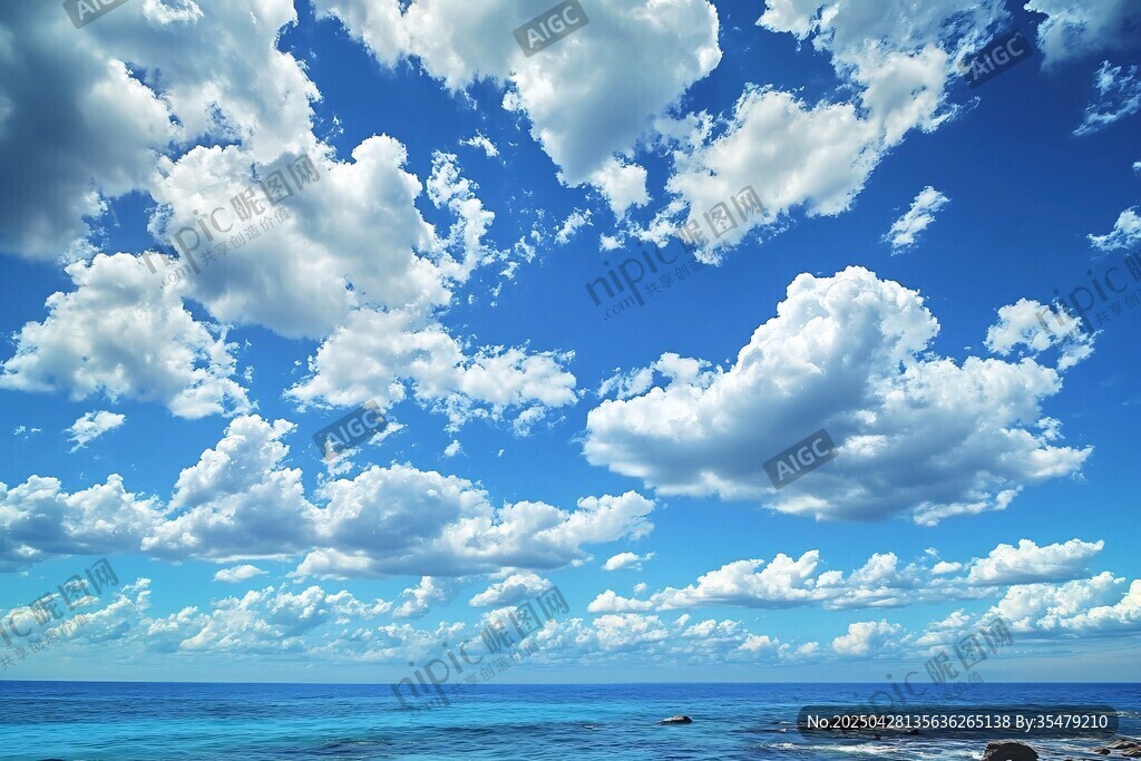 蓝天碧海间的白云美景