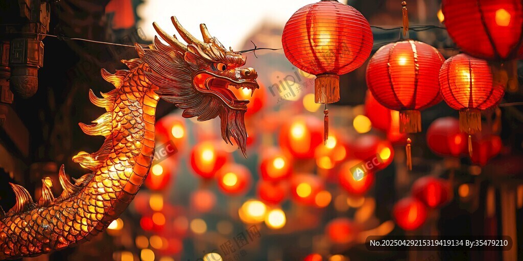 金龙戏灯笼 洋溢中国年味
