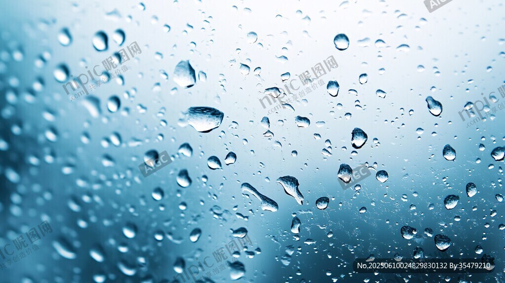 玻璃上的晶莹雨滴