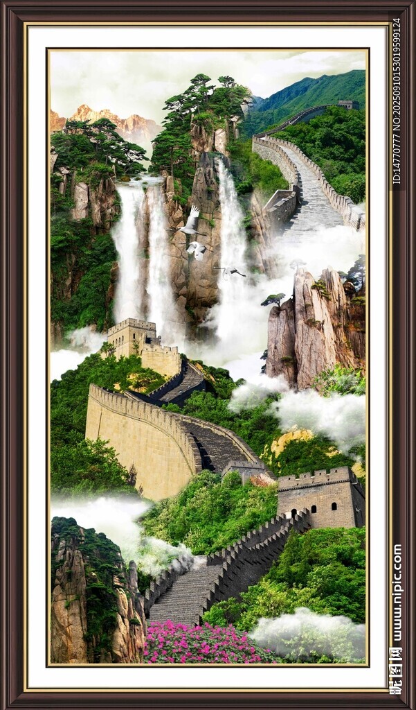山水国画中的壮丽山河景观