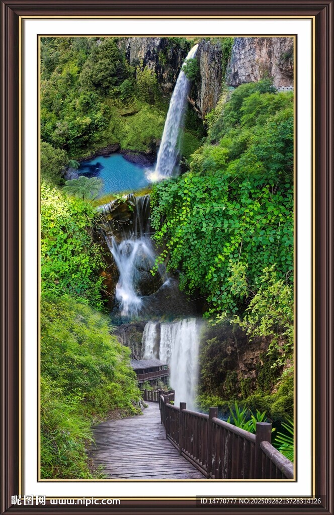  客厅山水画