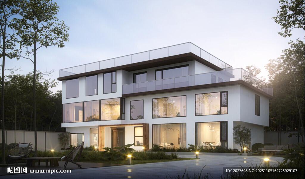 三层带露台的现代别墅