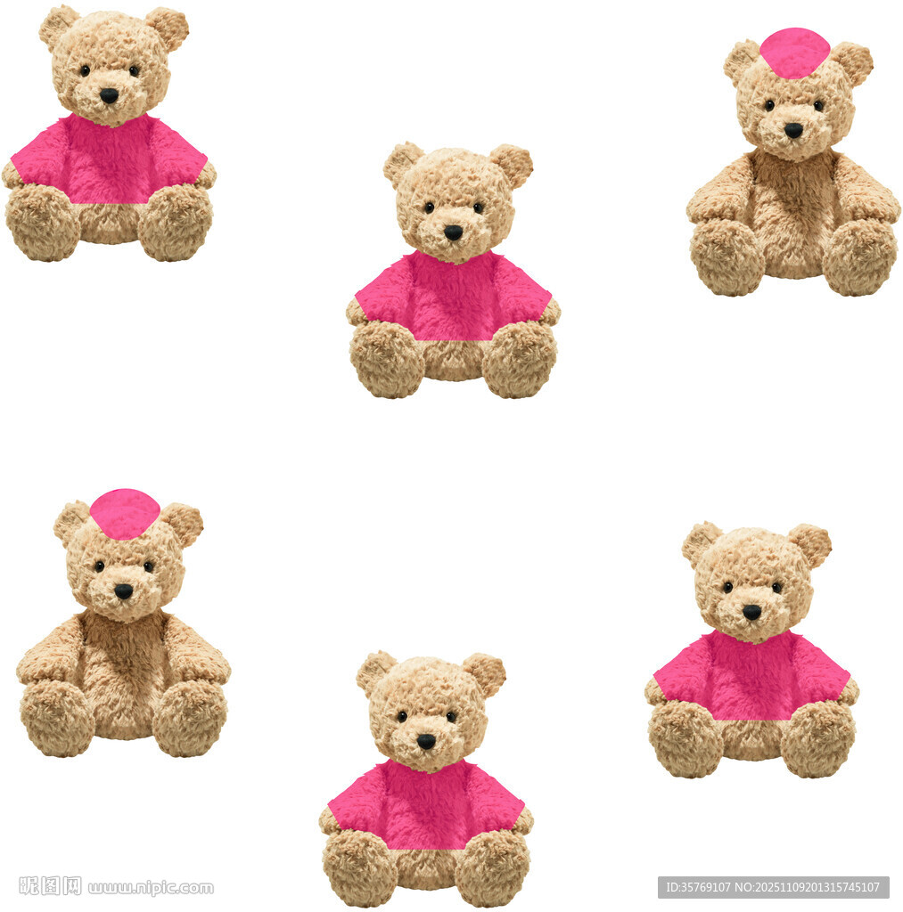 可爱小熊玩偶身着粉色服饰