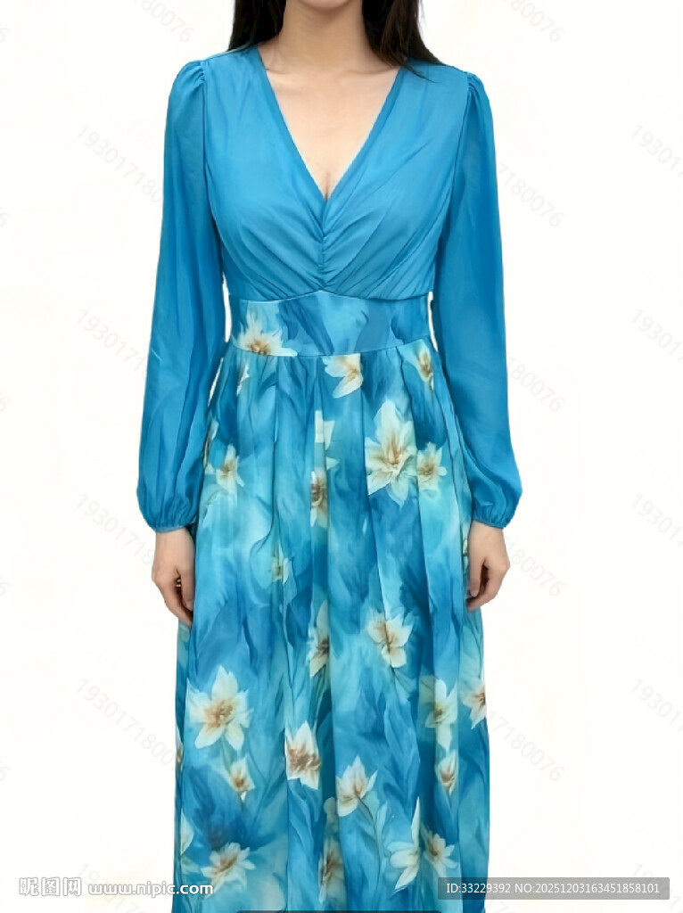 清新蓝绿底花卉水彩图案