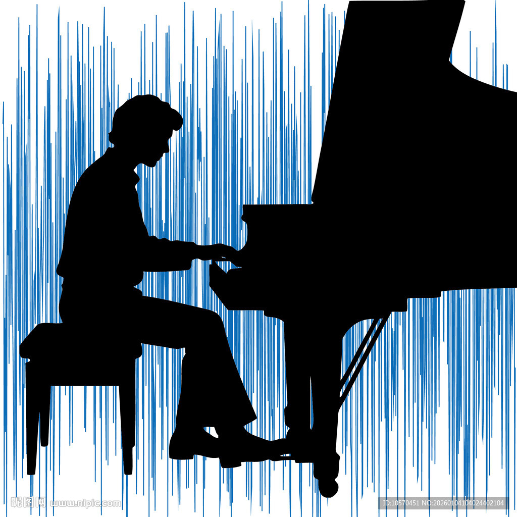 男子钢琴前弹奏剪影