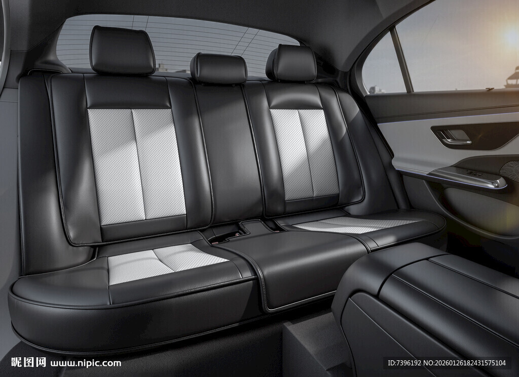 豪华汽车舒适后排座椅
