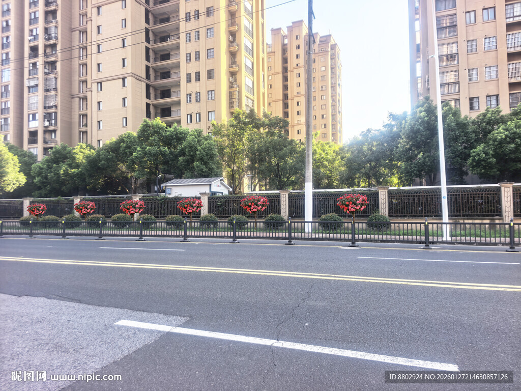 道路花池花箱改造效果图