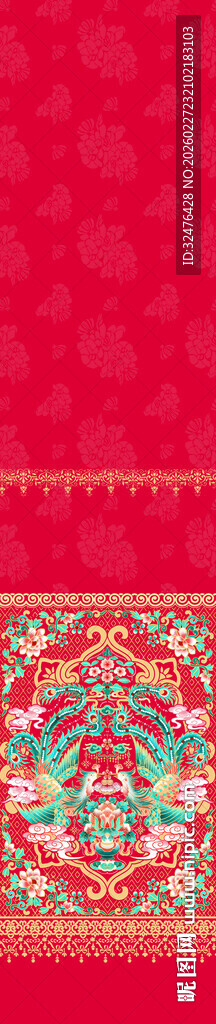 红色底饰精美花纹图案汉服