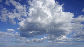 云 天空