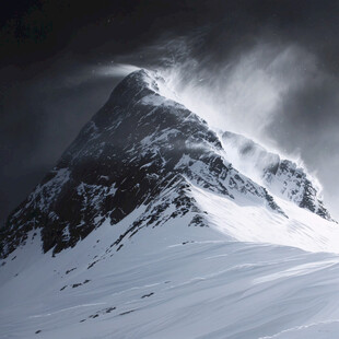 雪峰绚丽