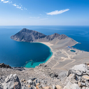 蓝色魔鬼湖美景风景