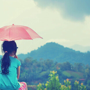 雨中思绪 静待彩虹