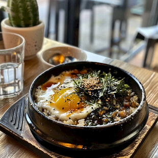 章鱼水煎肉海苔饭