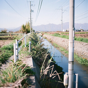 田地引水渠