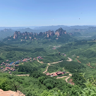 花果山玉女峰远眺乡村