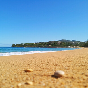 海水浴场沙粒沙砾