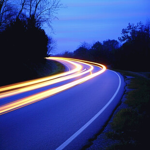 慢门公路夜景