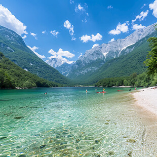 高山湖水湖泊