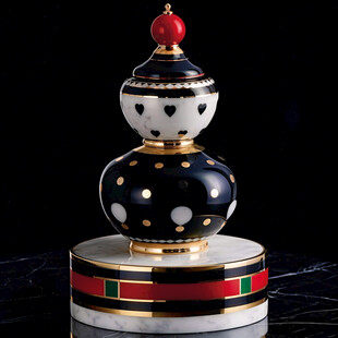 高档兵乓元素瓷器