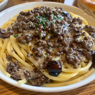 招牌黑松露肉酱捞面