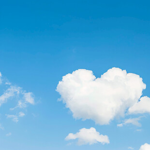 立体感蓝天白云