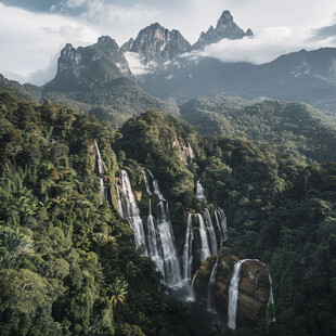 瀑布山水流水生财