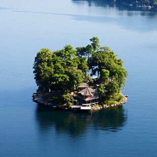 水中湖心岛