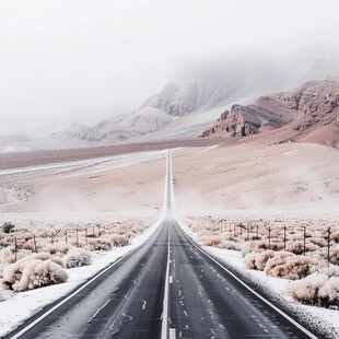 沙漠公路沙漠旅游