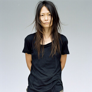 廖静秋高清图片下载