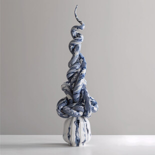 蓝色水纹雕塑小品