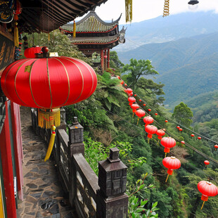 龙脊山顶鸿恩阁平台