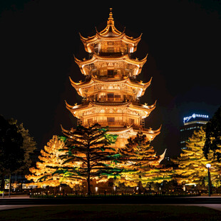 鸿恩阁灯光夜景