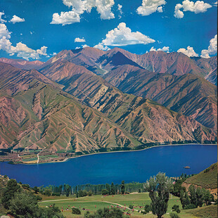 山水风景湖泊草原河谷