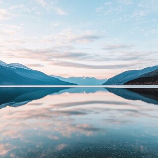 新西兰湖泊湖水