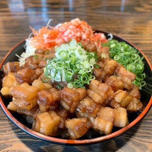 角切爆丼