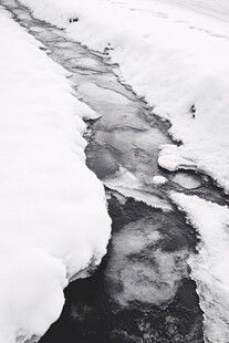 雪后小溪