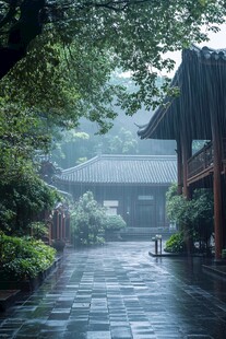 雨中亭台