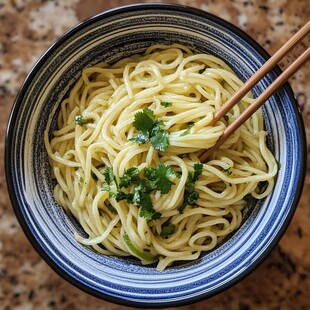 葱油拌面特写