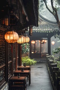 雨中亭台