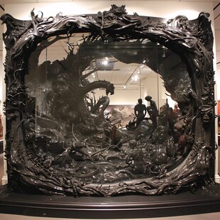 根雕作品店橱窗