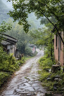 雨中太行山村