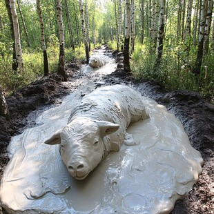 汗滴禾下土雕塑