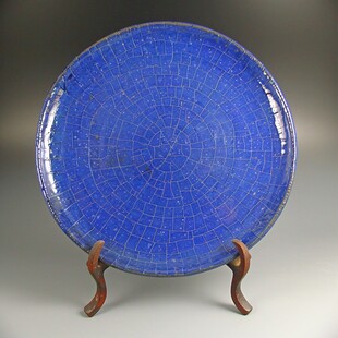 蓝色琉璃盘