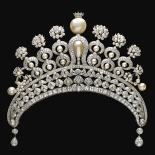 金嵌珍珠皇后冬朝冠