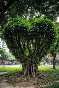 仿生榕树