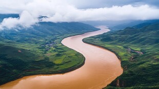 鸟瞰黄河第一弯