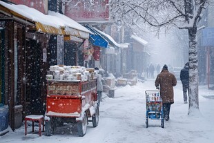 风雪街头